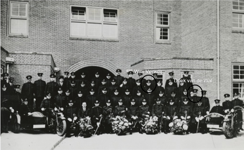 1929-05-07_opening_politiebureau_driek-wim_omcirkeld.jpg