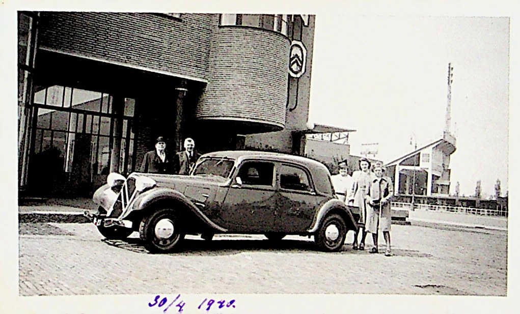 Klik voor foto in apart venster citroen_30-04-1948.jpg